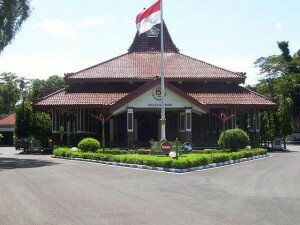 tampak depan pendopo
